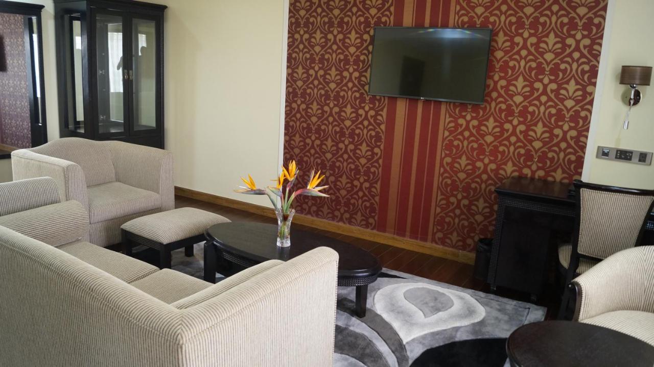 The White Rhino Hotel 4*